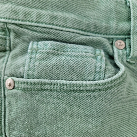 made and loved LOFT Green 5 Pocket Denim Shorts Size 29/8 - Picture 3 of 11